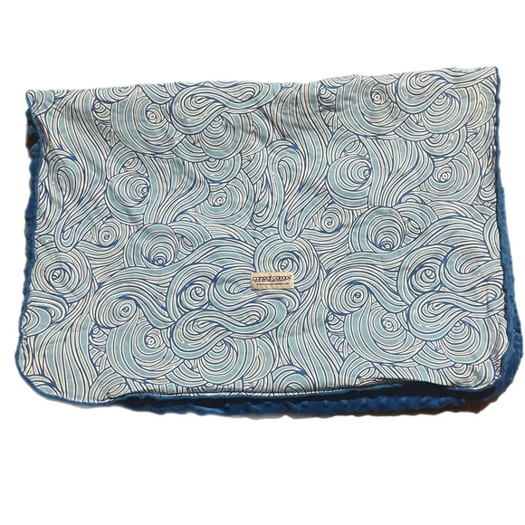 Carseat Canopy Blue and White Swirl with Teal Minky Material on the back - Picture 2 of 4